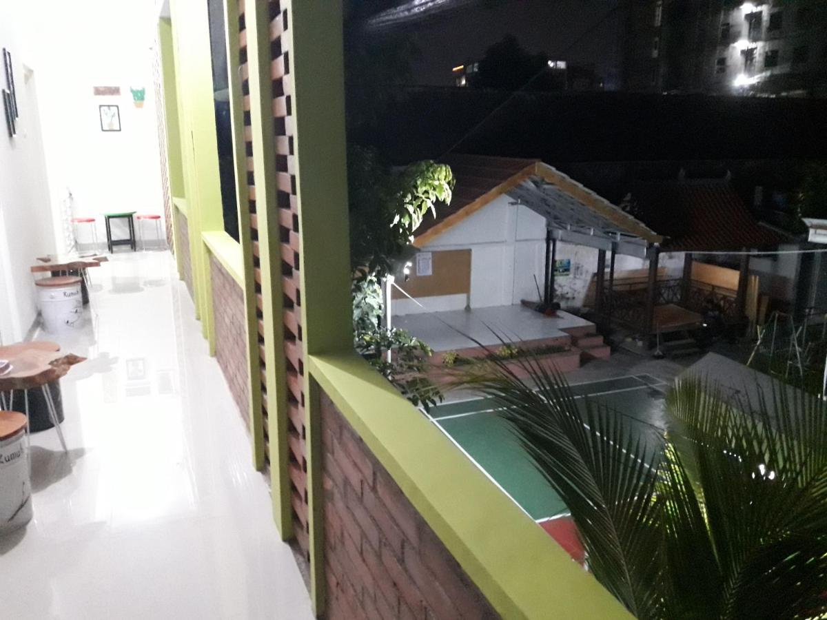 Hotel Omah Kenari Malioboro à Yogyakarta Extérieur photo
