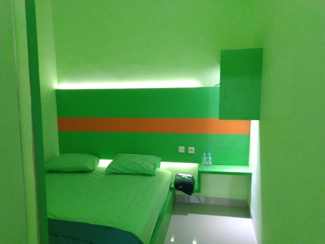 Hotel Omah Kenari Malioboro à Yogyakarta Extérieur photo
